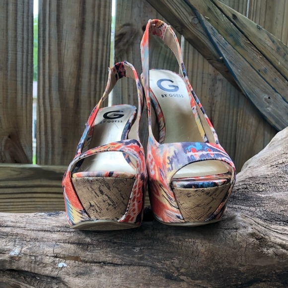 Guess Bright Multi Color Aztec Print Cork Wedges Size 6.5 - Picture 4 of 10